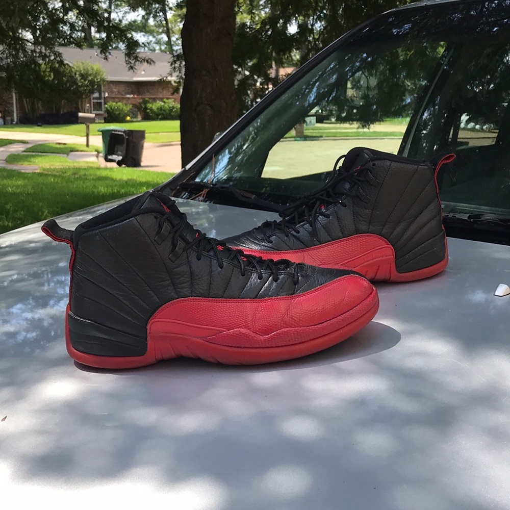 JORDAN 12 FLU GAME